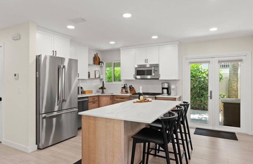 Horton Shores House | Stunning Renovated Home 6 Blocks from Flagler Ave