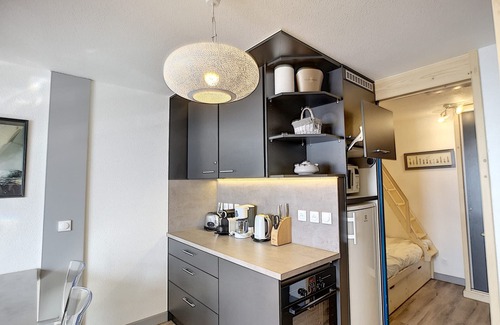 Les Bruyeres Apartment | Stunning Renovated 2-Room Apartment, Ski-In/Ski-Out, Sleeps 5, Free WiFi