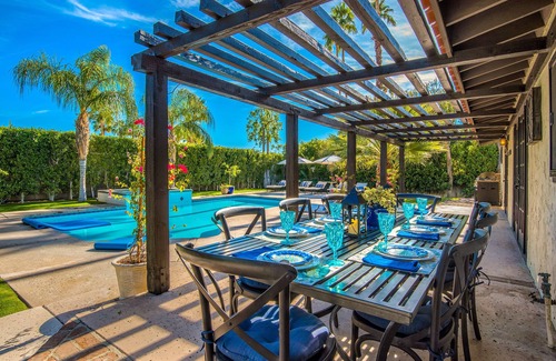 El Mirador House | Stunning Resort Style Oasis! Pool, Hot Tub, Fire Table, & Close to Downtown PS!