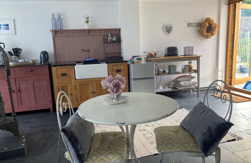 Llangynidr Apartment | Stunning riverside apartment/barn, own waterfall view’s & nestled in nature