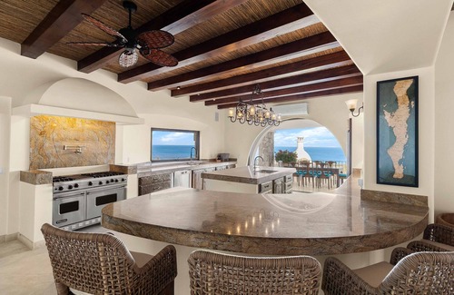 Rancho Cerro Colorado House | Stunning San Jose del Cabo Villa with Amazing Ocean Views