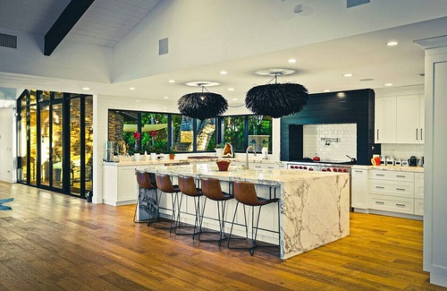 Camelback East Villa | STUNNING SCOTTSDALE MANSION ON CAMELBACK MOUNTAIN+LAZY RIVER+PUTT PUTT +SPORTCOURT+FIREPIT