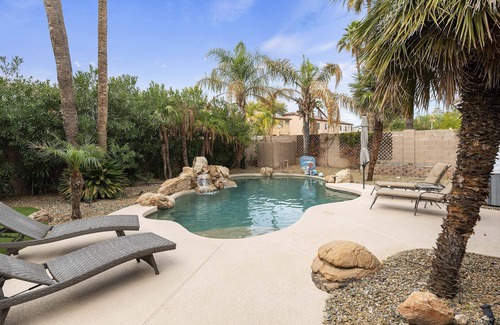 Paradise Valley Village House | ☼ Stunning Scottsdale Retreat with Backyard Putting Green for Golf Enthusiast!