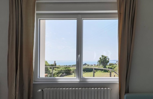 Telgruc-sur-Mer Villa | Stunning Sea View Home Just 5 Minutes from the Beach