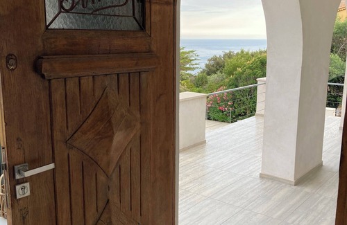Antheor Villa | Stunning Sea-View Villa with Heated Pool – 3 A/C Bedrooms in Anthéor