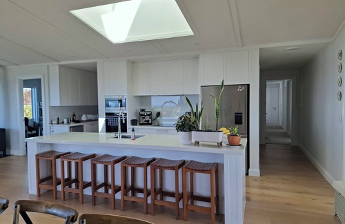 Waimarama House | Stunning Sea Views