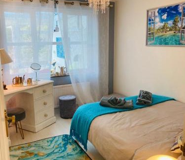 Eastbourne House | Stunning Seafront House with garden and private parking