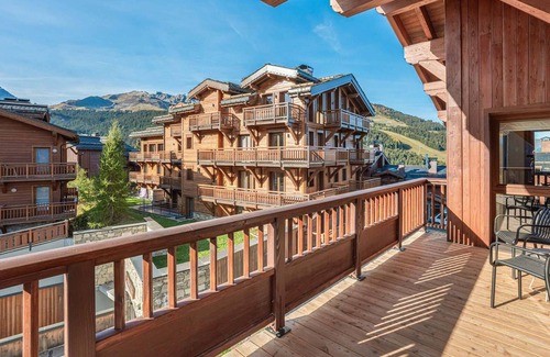 Courchevel Ski Chalet | Stunning Ski-In/Ski-Out Chalet with 4 En-Suite Bedrooms in Courchevel Moriond