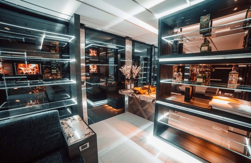 Zona Rosa Apartment | Stunning Sound-proof Penthouse in Parque Lleras