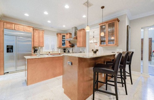 Virginia Park House | Stunning South Tampa 6 Bedroom House