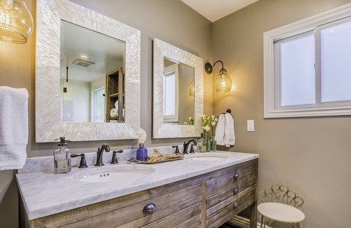 Agoura Hills Villa | Stunning Spanish Villa