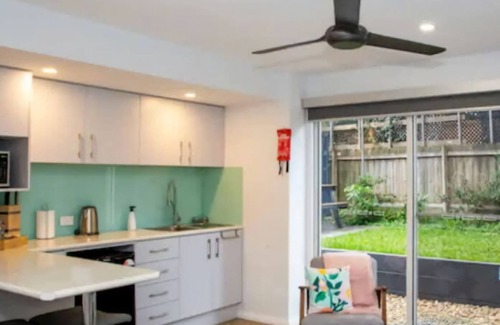 Surf Beach Apartment | Stunning Studio by The Beach Surf Beach