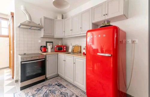 Petralona Apartment | Stunning studio near center of athens