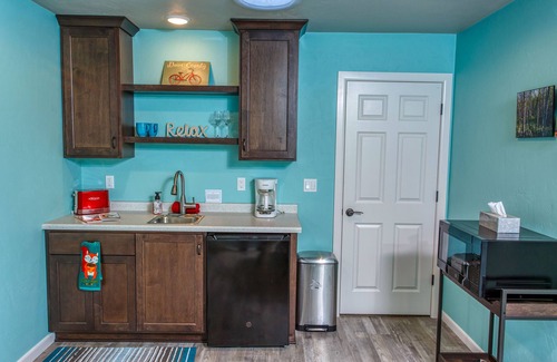 Baileys Harbor Apartment | Stunning Studio just steps from the Bjorklunden Trail System in Baileys Harbor