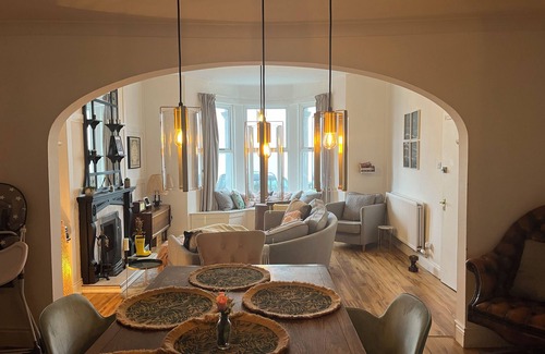 Portrush Apartment | Stunning three bed apartment, uninterrupted sea view, walk everywhere, Portrush