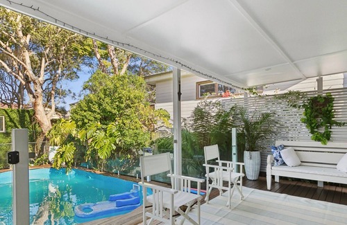 Mosman House | Stunning Three Bedroom Home in Mosman with Pool