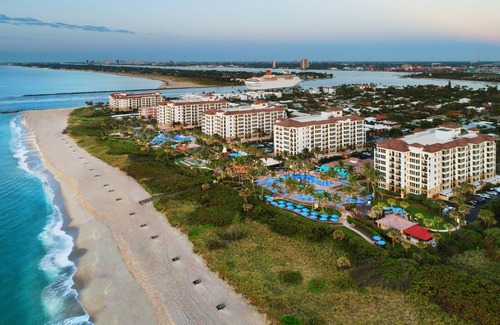 Palm Beach Shores Hotel | Stunning three bedroom Oceanfront Villa at Marriott's Ocean Pointe!