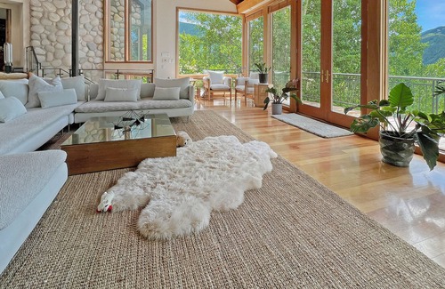 Red Mountain House | Stunning Top of the World Views on Red Mountain