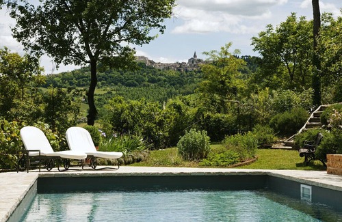 Todi House | Stunning Tower with garden and panoramic Pool 5 minutes from Todi - Sleeps 10