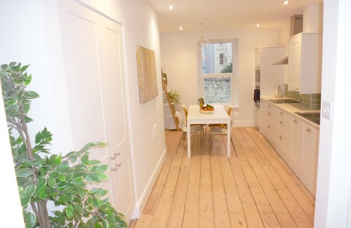 Plymouth House | Stunning townhouse at Plymouth Hoe