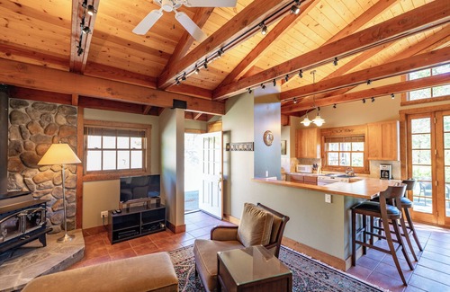 Calistoga House | Stunning View Estate in Calistoga - the Retreat on the Knoll