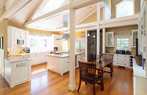 Calistoga House | Stunning View Estate in Calistoga - the Retreat on the Knoll