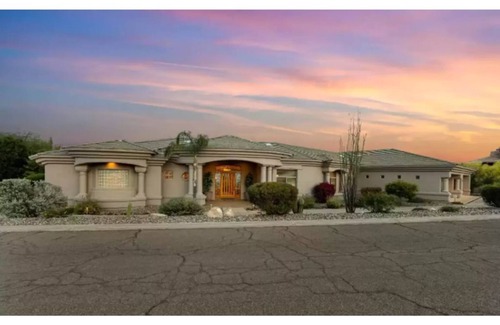 Fountain Hills House | Stunning View l 3BD/4BA l Heated Infinity Pool-Spa