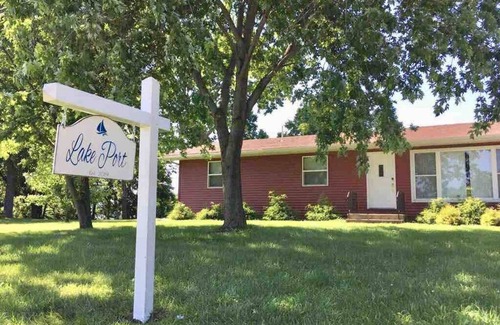 Pepin House | Stunning view of Lake Pepin! 1/2 mile to Villa Bellezza