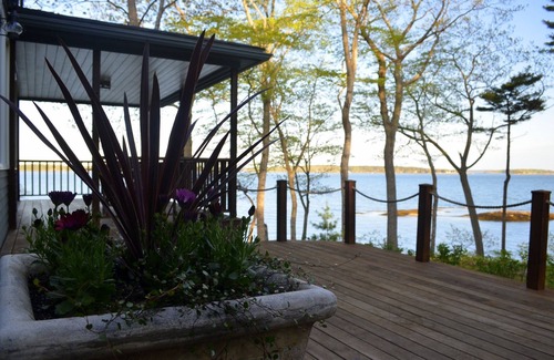 Freeport House | Stunning Views from Spacious Oceanfront Home on Freeport's Wolfe's Neck