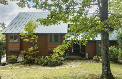 Ludlow Cabin | Stunning Views in Ludlow Vermont Minutes to Okemo Resort