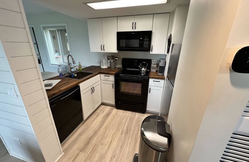 Pittman Center Condo | Stunning Views! Indoor Pool, Sleeps 2
