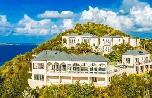 Hart Bay House | STUNNING VIEWS! NEW LUXURY VILLA W/PRIVACY SUITES CONCIERGE SERVICE
