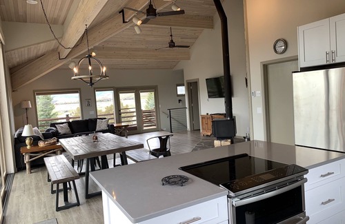 Livingston House | Stunning views right on the Majestic Yellowstone River!