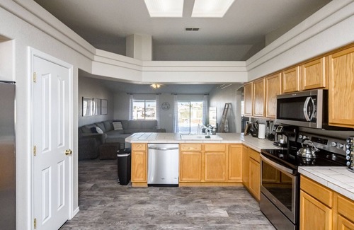 Havasu Foothill Estates House | Stunning Views with Pool & Spa