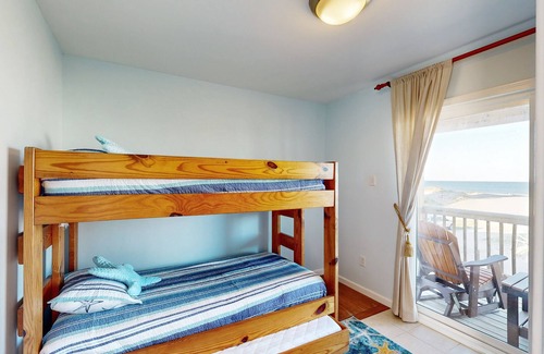 Corolla House | Stunning views, wild horses & modern comforts for a unique beachfront experience