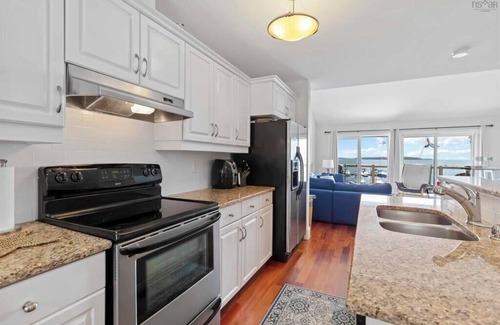 Western Shore Condo | Stunning villa at the beautiful Oak Island Resort