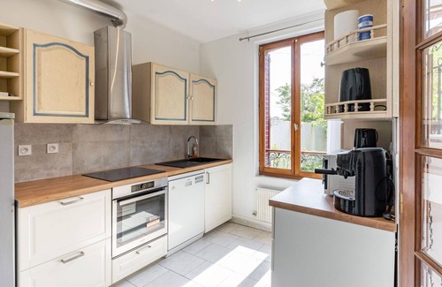 Port Guillaume House | Stunning villa for 5 people with WIFI, TV and terrace