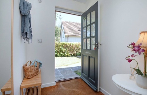 Liverton House | Stunning villa for 4 guests with pool, WIFI