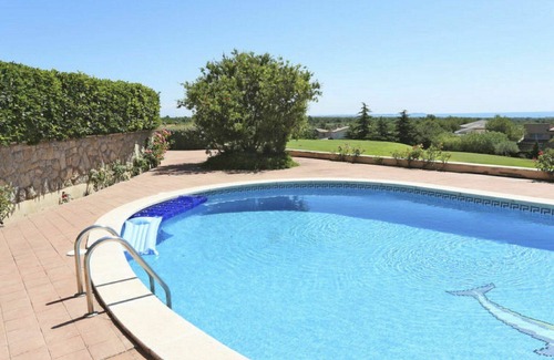 Bonmont Terres Noves House | Stunning villa for 6 people with pool, A/C, TV, terrace and parking