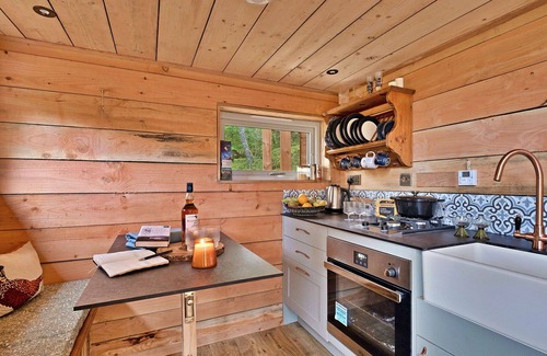 Glen Urquhart House | Stunning villa for 2 guests