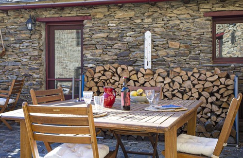 Jujols House | Stunning villa for 2 people with TV and terrace