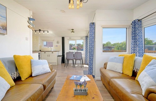 Rhyd-y-clafdy House | Stunning villa for 4 guests with WIFI and pets allowed