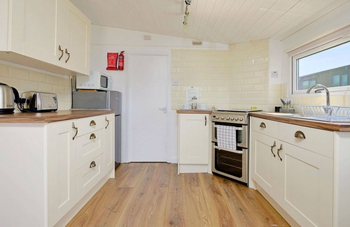 Rhyd-y-clafdy House | Stunning villa for 4 guests with WIFI and pets allowed