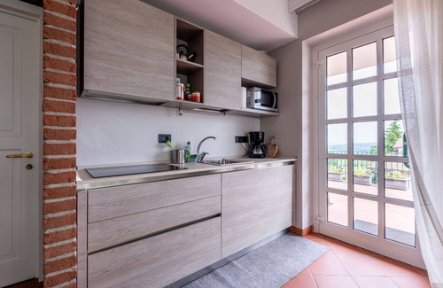 Barolo House | Stunning villa for 4 guests with WIFI, TV, terrace and panoramic view