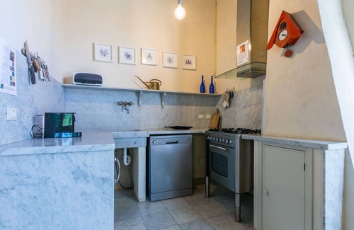 Lorenzana Villa | Stunning villa for 4 people with WIFI, A/C, pool