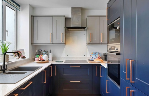 Stoke Gabriel House | Stunning villa for 4 people with WIFI and pets allowed