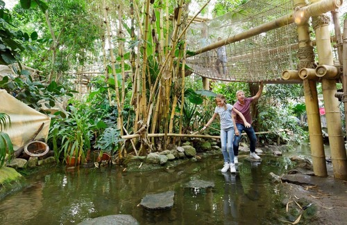 Heijen House | Stunning villa for 4 people with pool, WIFI, TV, terrace and parking