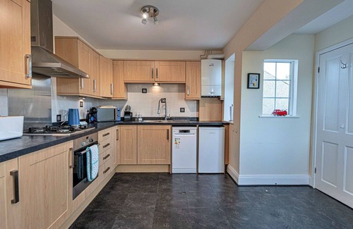 Abersoch House | Stunning villa for 7 people with WIFI and pets allowed