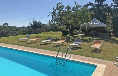 Villabuona Villa | Stunning villa for 8 people with private pool, WIFI, TV, veranda and panoramic view, close to L.