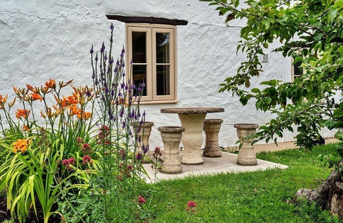 Blandford Forum House | Stunning villa for 6 guests with WIFI and terrace